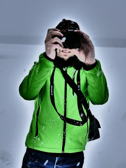 photographer photograph snow
