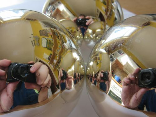 photography balls mirroring