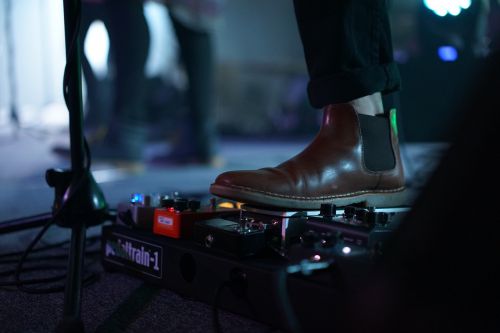 piano pedals instrument