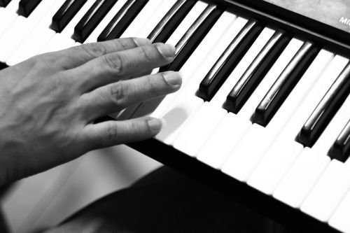 piano music keyboard