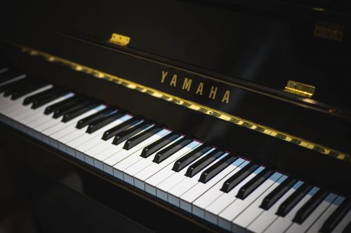 piano yamaha grand piano