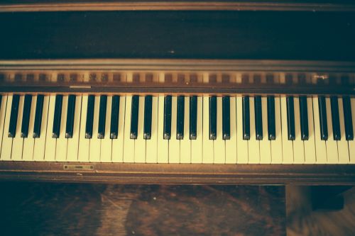 piano music instruments