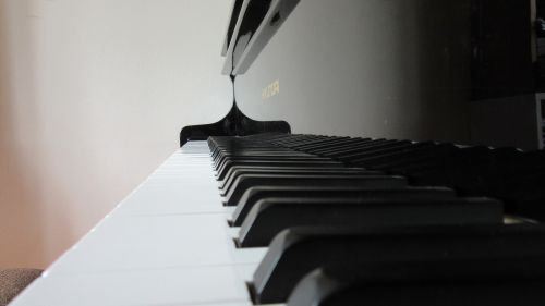 piano keys close