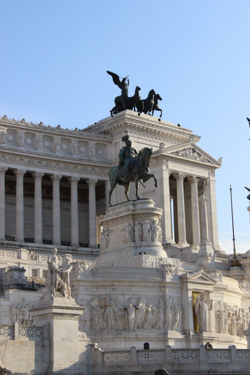 piazza venezia rome monument