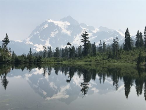 picture lake mountain mirror