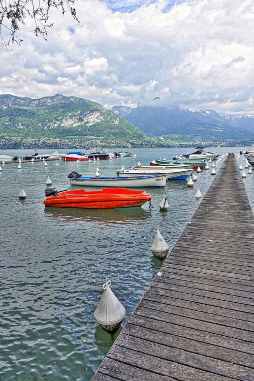 pier boats recreation