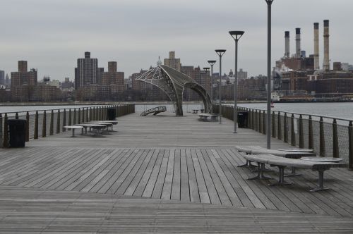 pier water williamsburg