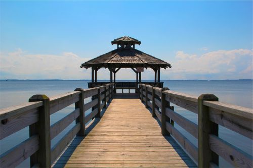 pier gazebo ocean