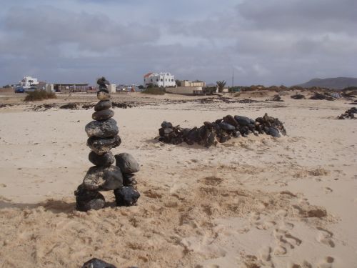 pierre sand sea