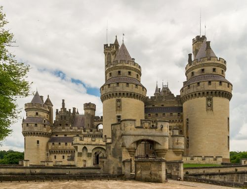 pierrefonds castle oise picardy france