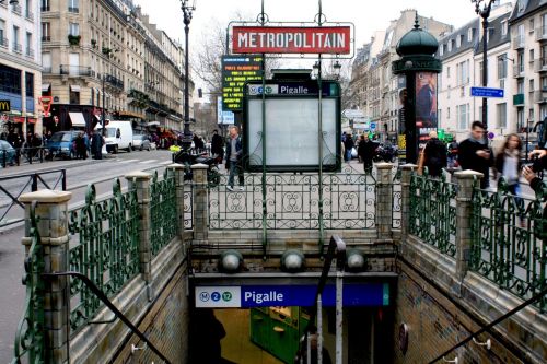 pigalle metro france
