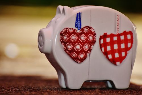 piggy bank heart love