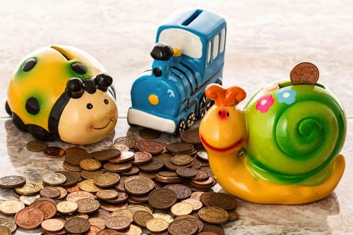 piggy bank savings coins