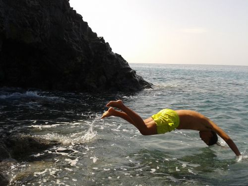 pike jump sea holiday