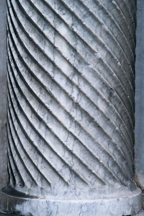 pillar marble groove