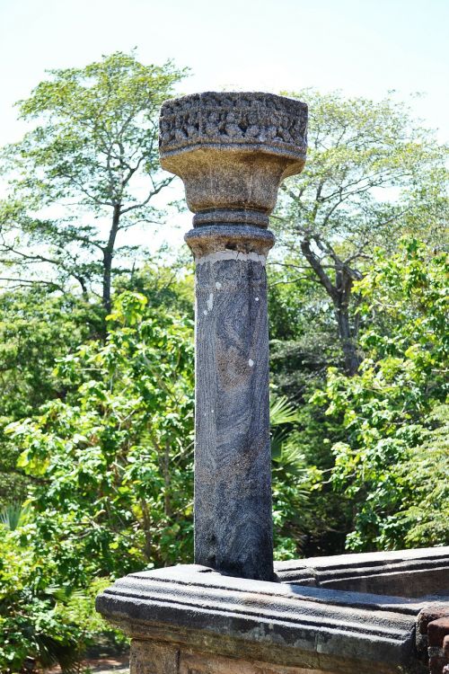 pillar stone sculpture