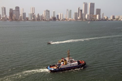 pilot  cartagena  colombia