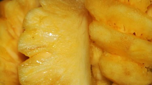 pineapple fruit fresh