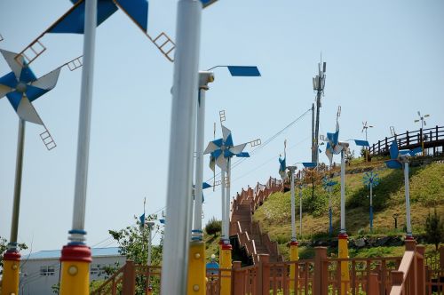 pinwheel landscape wind