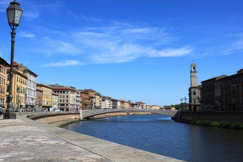 pisa italy architecture