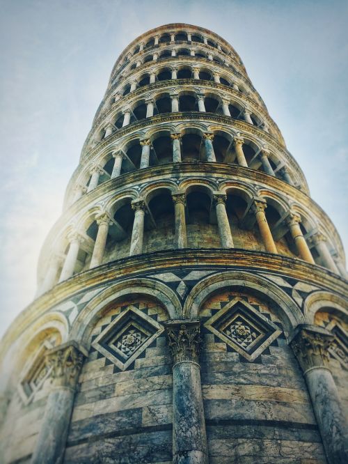 pisa tower tourism