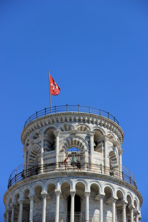 pisa tower leaning tower