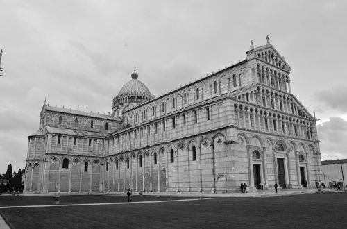 pisa italy tourism