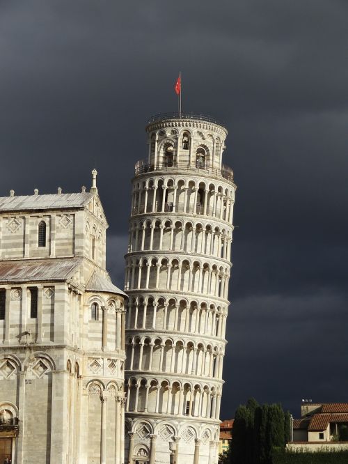 pisa italy monument