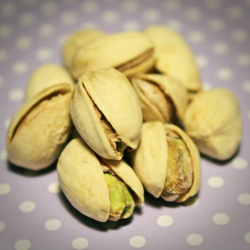 pistachios nuts snack