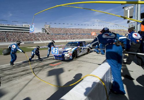 pit crew nascar tires