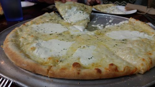 pizza white pizza cheese