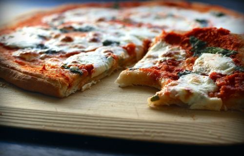 pizza cheese margarita