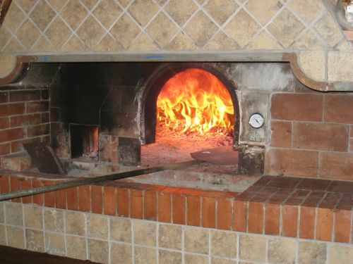 pizza oven cooking