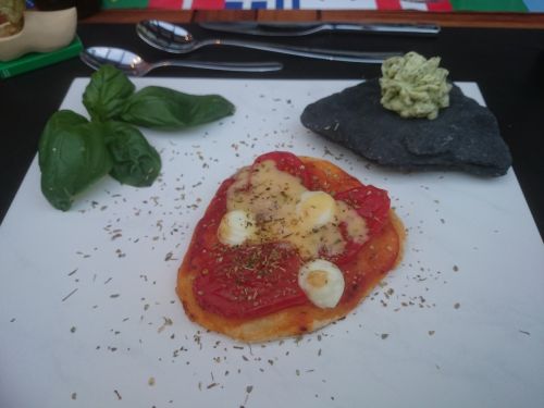 pizza tomato delicious