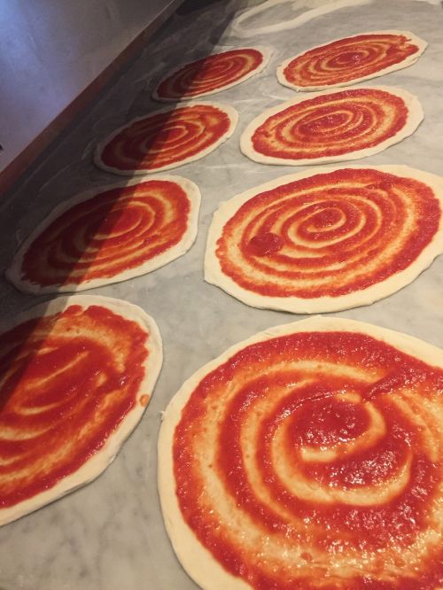 pizzas tomato pasta