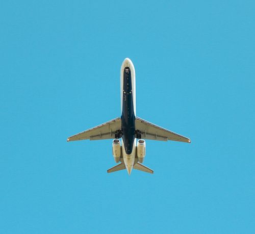 plane transport flying