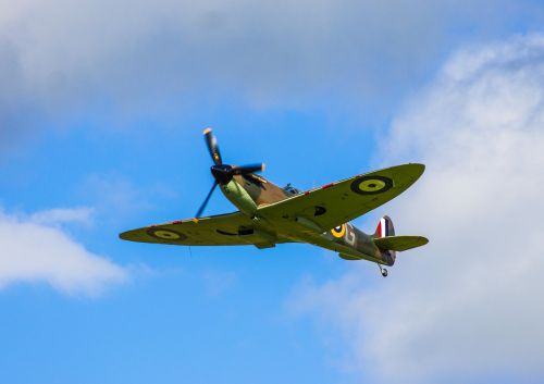 plane spitfire war