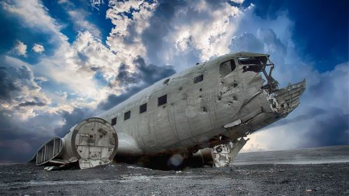 plane wreck broken