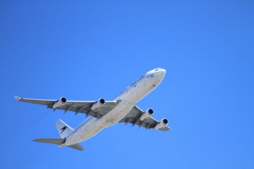 plane aircraft take-off