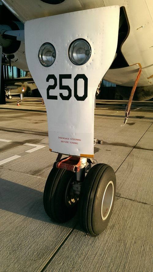 plane wheel number