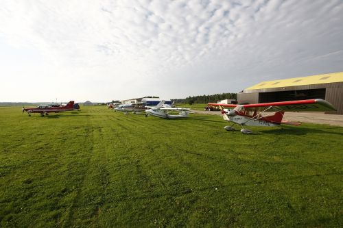 plane take off aviation