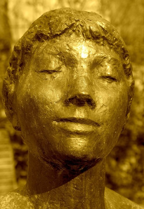 plastic  sculpture  face