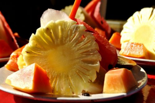 plate platter fruits