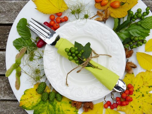 plate  cutlery  autumn