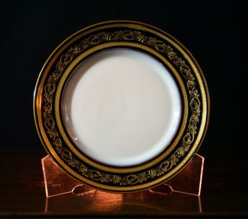 plate saucer dish