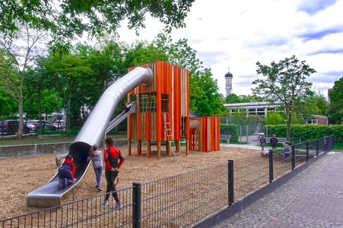 playground  slide  tube