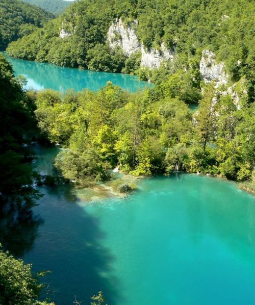 plitvice lakes croatia peaceful
