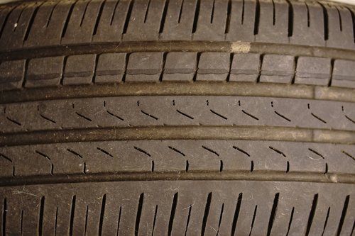 pneu  mature  wheel