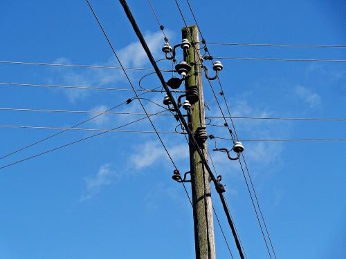 pole current energy network
