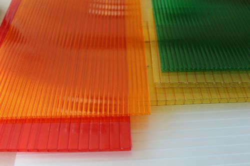 polycarbonate construction layers